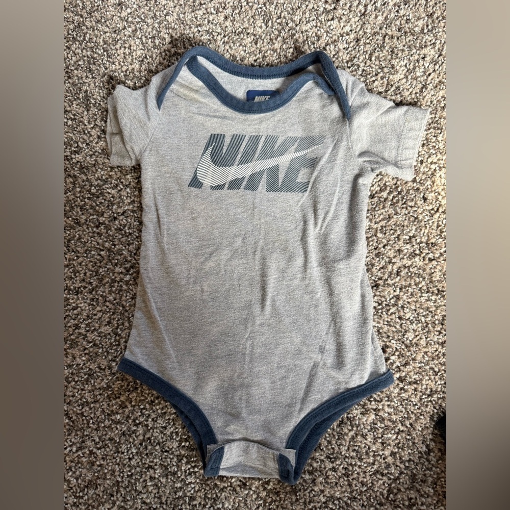 Nike Gray and Navy Baby Boy Bodysuit Size 6-9 Months